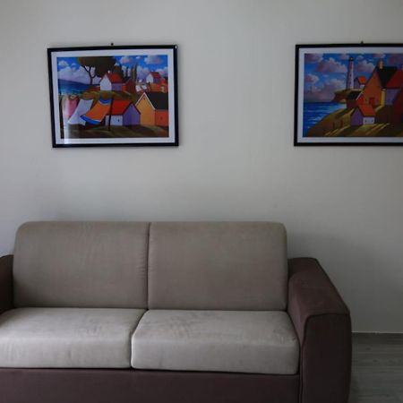 Home Mazzei Piazza Bilotti كوزنسا الغرفة الصورة