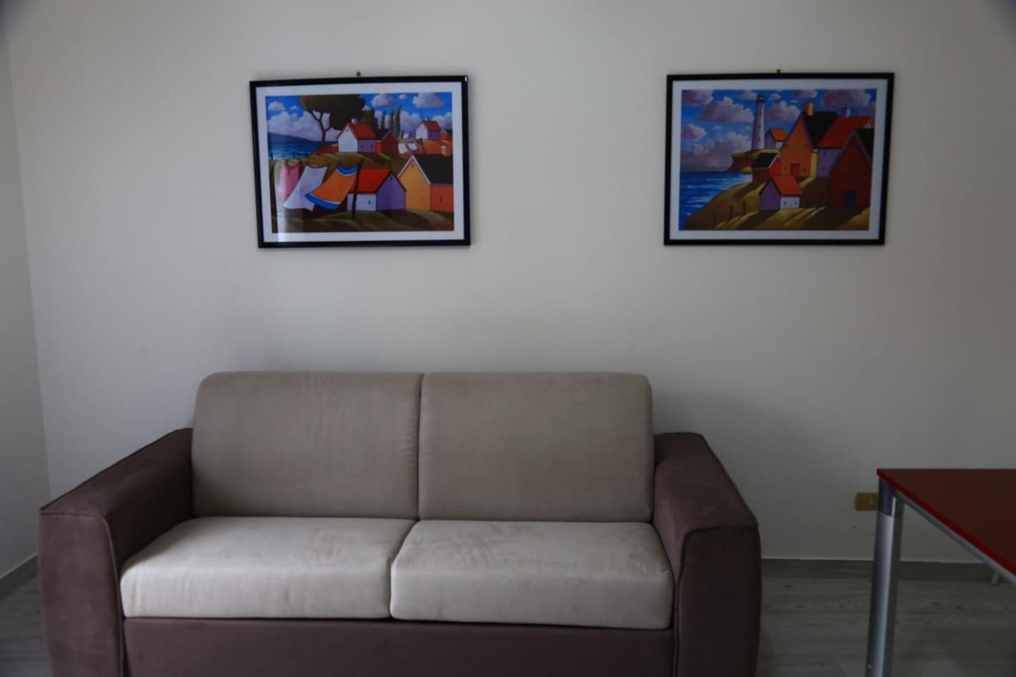 Home Mazzei Piazza Bilotti كوزنسا الغرفة الصورة